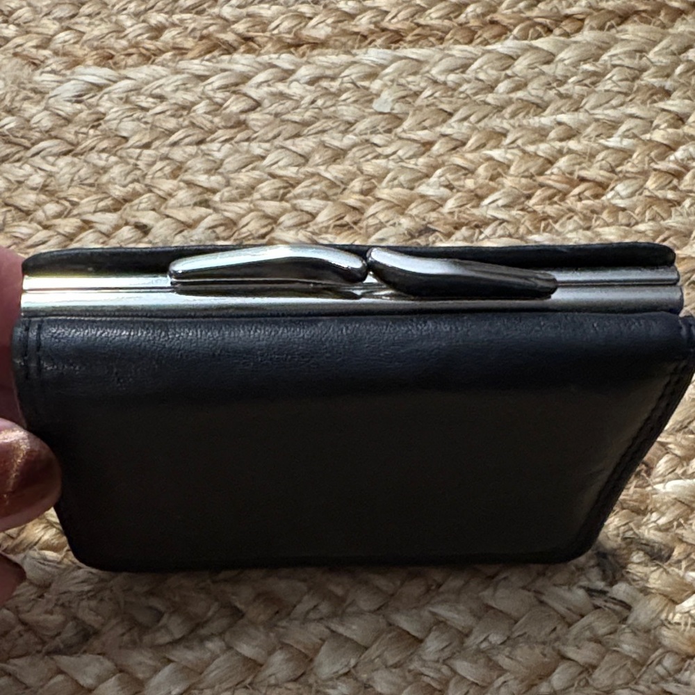 Elegant Black Leather Women's Wallet